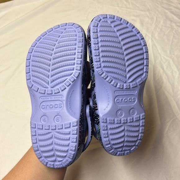 Butterfly Crocs - Picture 2 of 5